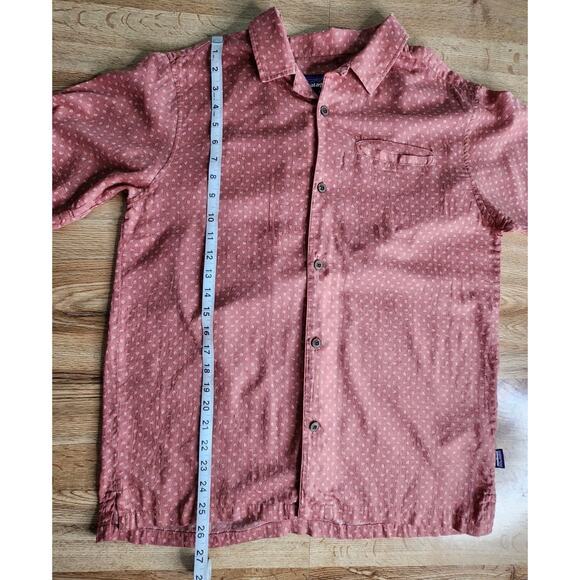 Patagonia Men's Short Sleeves Worn Wear M's A/C Print Button Up Shirt Size Large - Picture 8 of 8